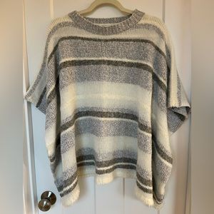 Lou & Grey sweater poncho, size M/L